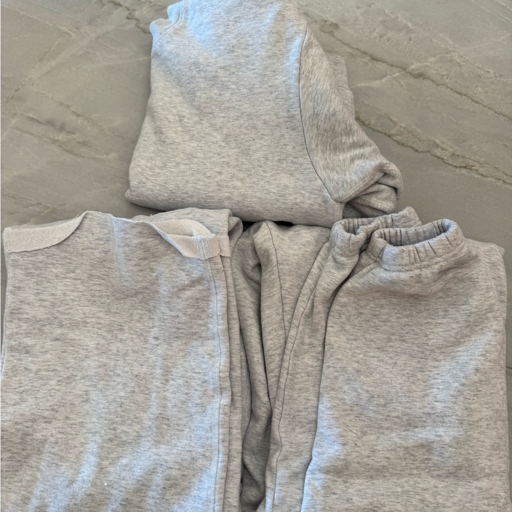 Skims sweat set
